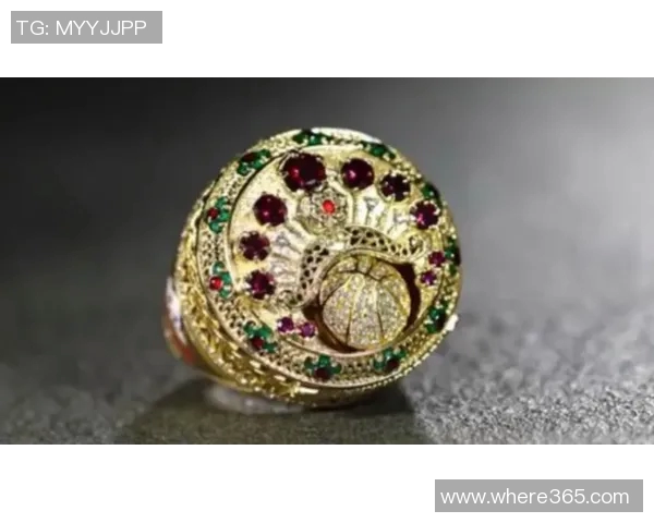 康大女篮佩奇领衔夺冠荣耀官方发布上赛季冠军戒指盛况 康大女篮佩奇领衔夺冠荣耀官方发布上赛季冠军戒指盛况