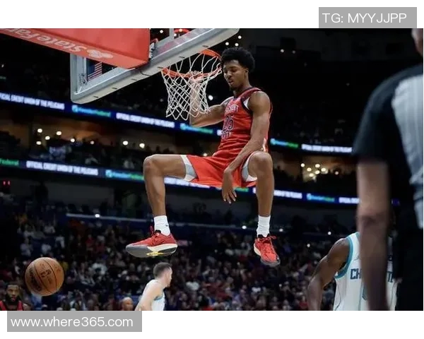 墨菲表现全面却手感不佳17投7中三分球失准仍砍下21分7篮板8助攻 墨菲表现全面却手感不佳17投7中三分球失准仍砍下21分7篮板8助攻