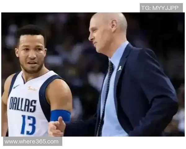 黄蜂主帅称三球只关注得分影响名声但他展现出更多活力与潜力