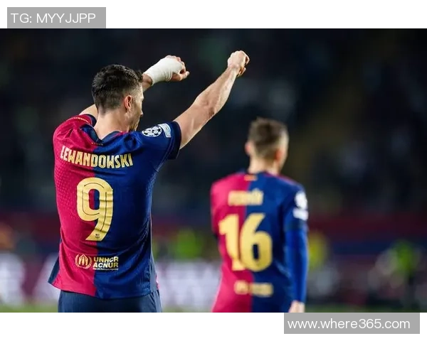 巴萨要求莱万不进球引争议记者直言违背体育精神影响比赛公平性