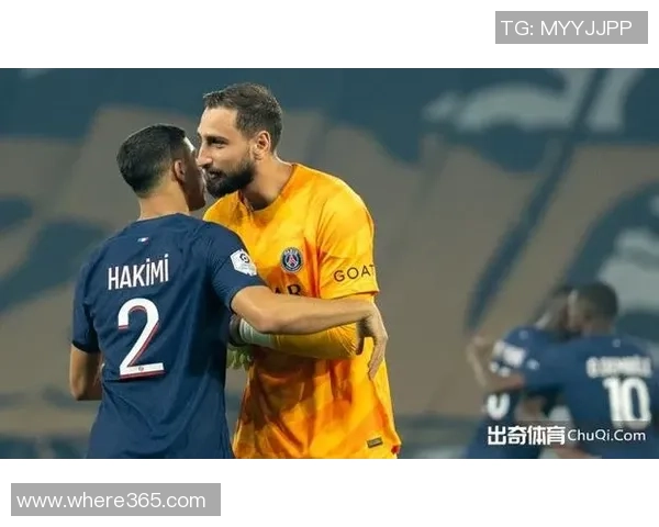 阿什拉夫请假四天回国观看国家德比与母队和好友同场竞技