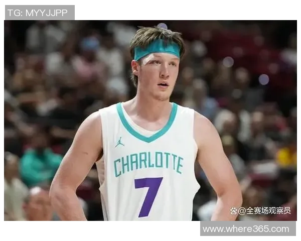 三分球盛宴米切尔库里争夺榜首马克西与克尼佩尔紧追其后