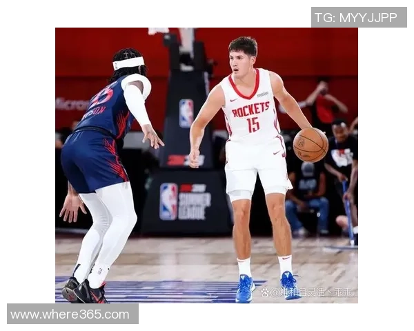 火箭队开季遭遇两连败半场进攻和空间问题亟待解决