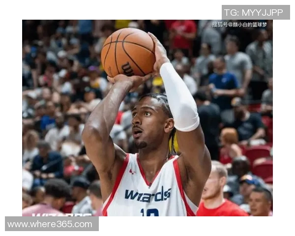 阿隆戈登全力以赴砍下24分10篮板罚球表现稳健助球队取胜